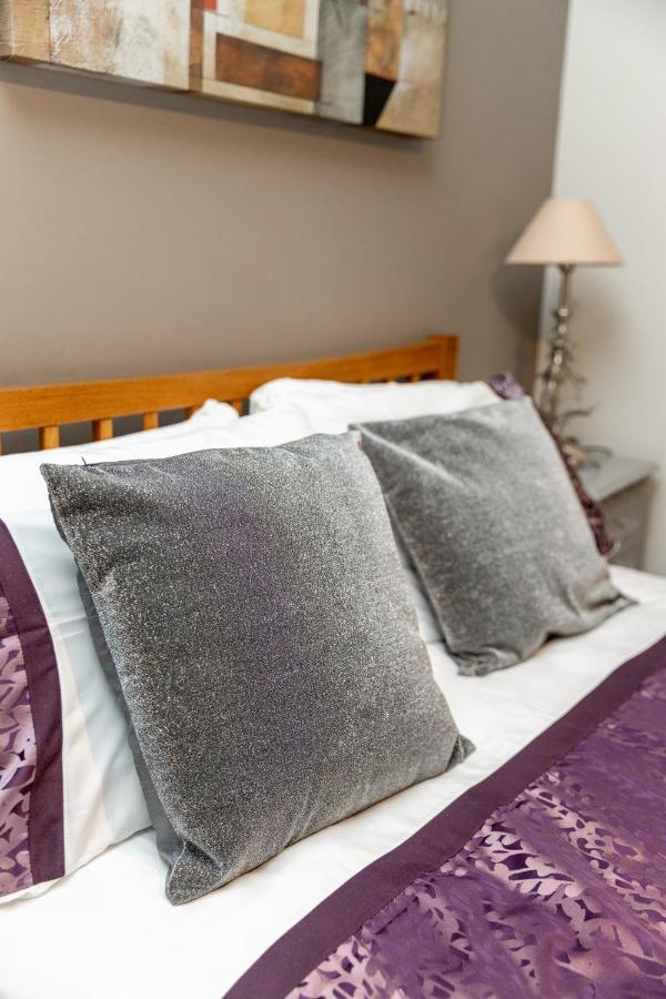 Two Bedroom Apartment Within Walking Distance To City Centre Edinburgh Luaran gambar